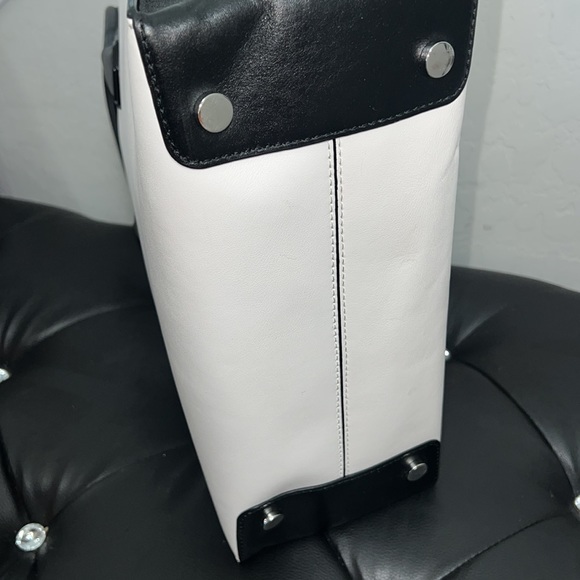 Michael Kors “Mercer” Stud & Grommet Large Tote Bag. - Picture 12 of 14